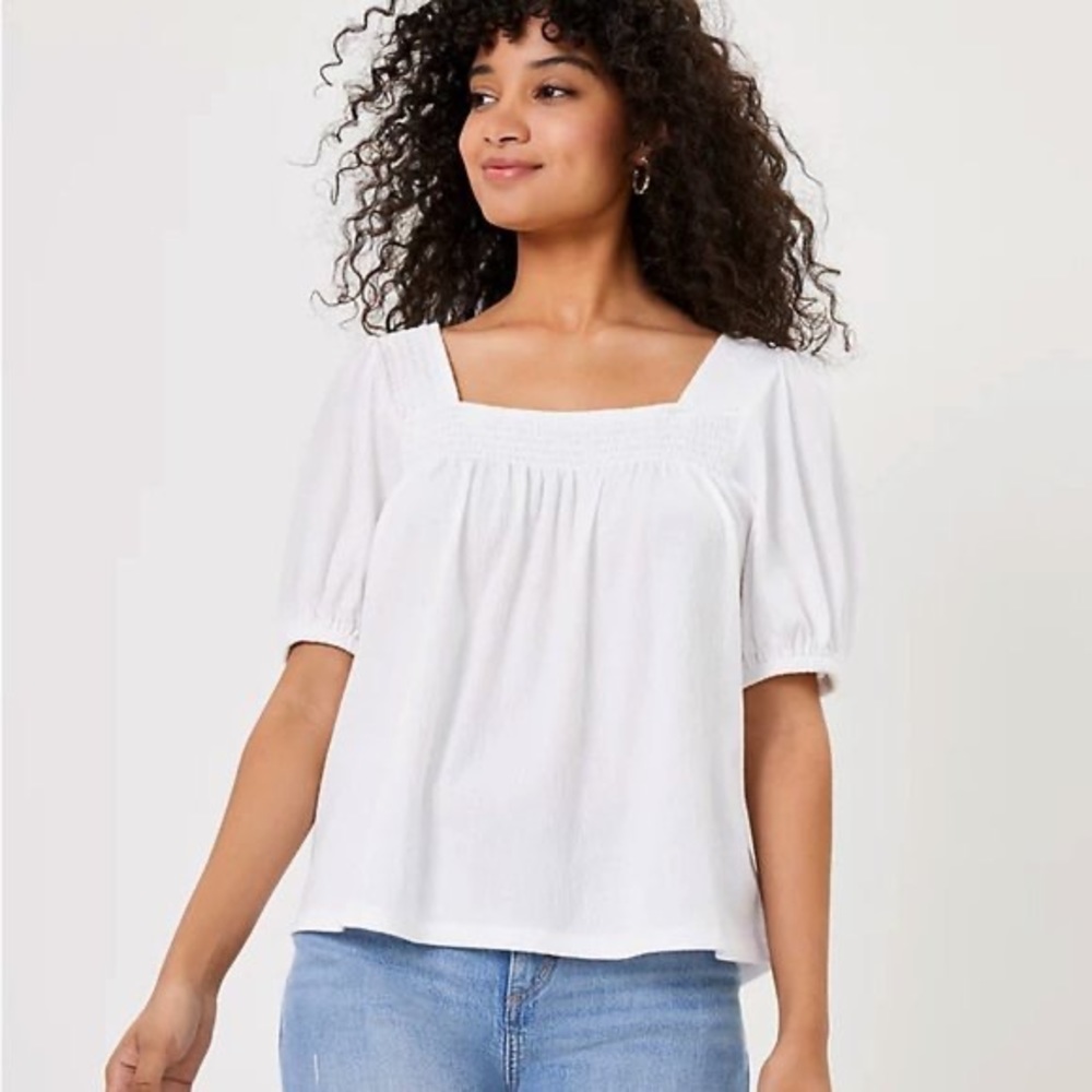 NWOT LOFT Smocked Square Neck Puff Sleeve Tee